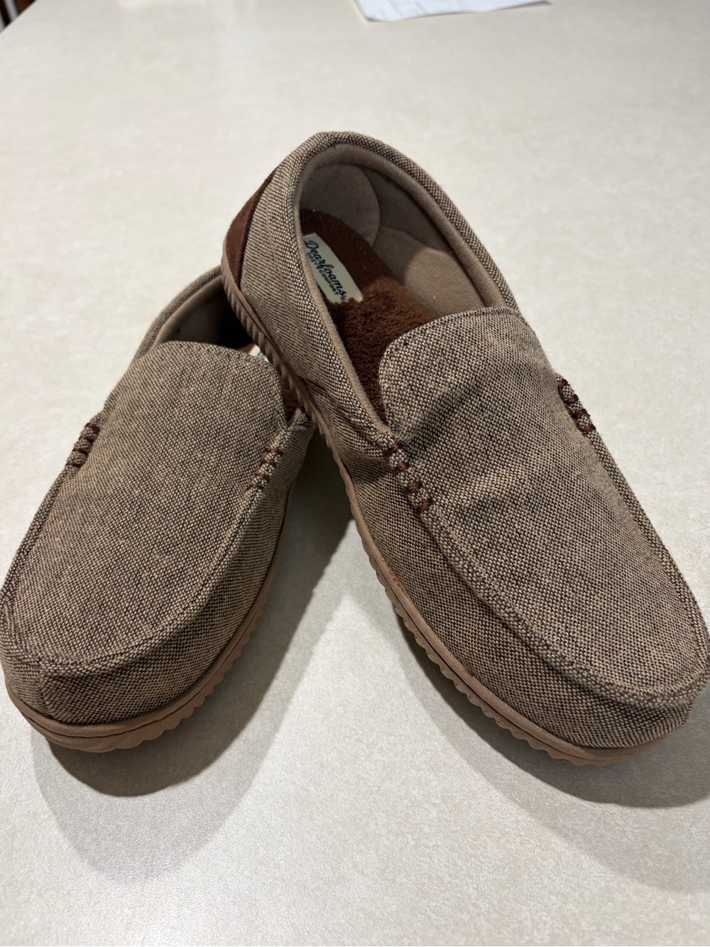 dearfoams Men's Brown Slip-On Moccasin Loafers